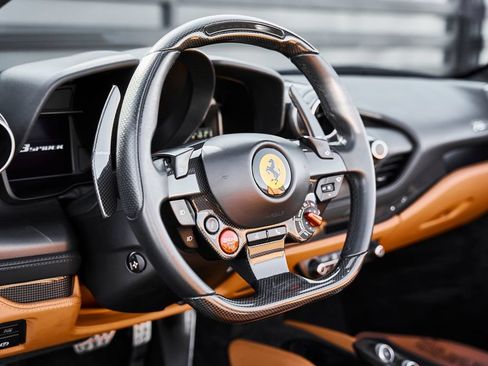 Used 2022 Ferrari F8 Tributo RWD image 43