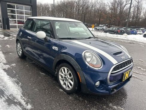 Used 2015 MINI Cooper S image 3