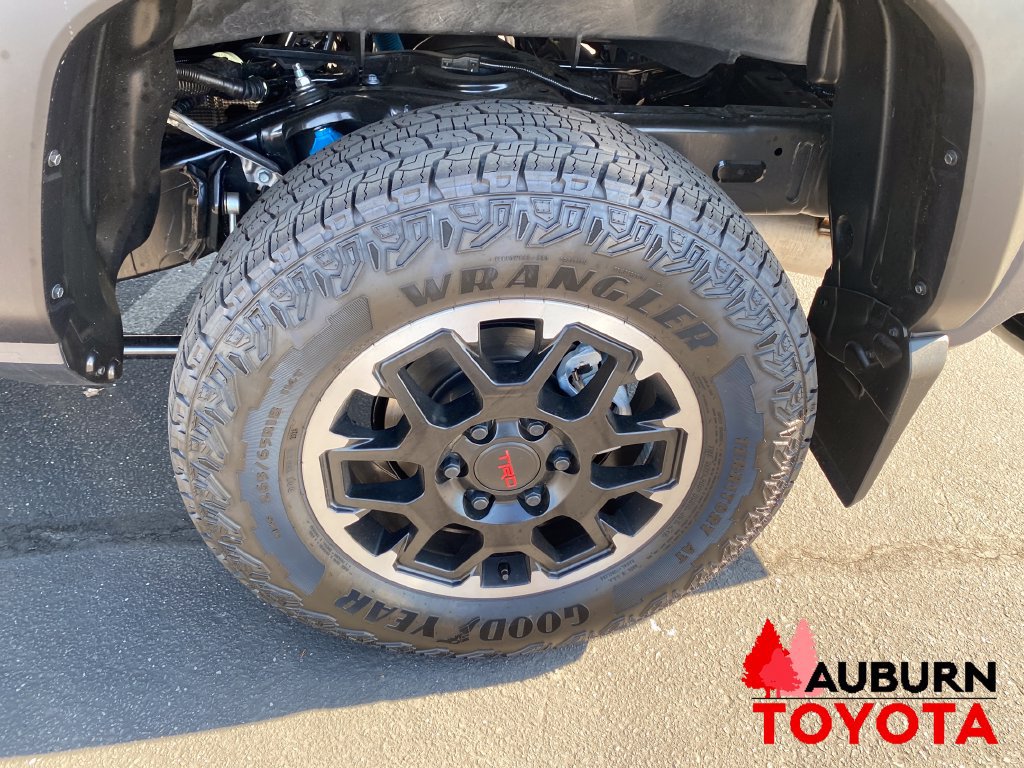 New 2026 Toyota Tacoma TRD Off-Road w/ TRD Off Road Premium Package AWD/4WD image 22