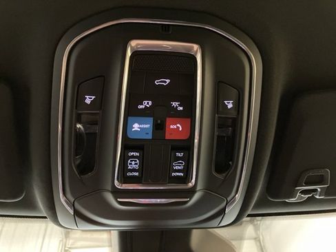 New 2025 Jeep Grand Cherokee L Laredo w/ Luxury Tech Group I image 32