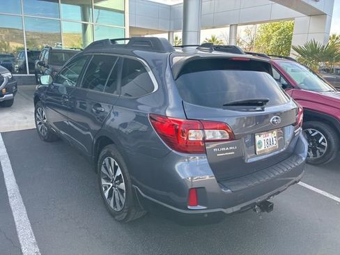 Used 2017 Subaru Outback 2.5i Limited AWD/4WD image 4