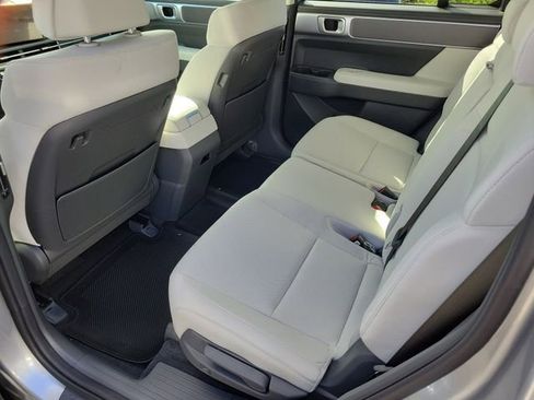 New 2026 Hyundai Santa Fe SE image 18
