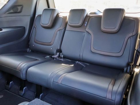 New 2026 Nissan Armada SL image 9