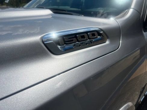 Used 2025 RAM 1500 Laramie w/ Laramie Southwest Edition AWD/4WD image 7