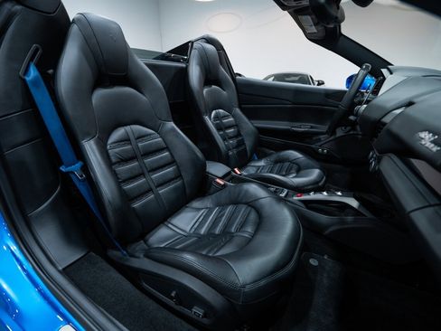 Used 2017 Ferrari 488 Spider RWD image 34