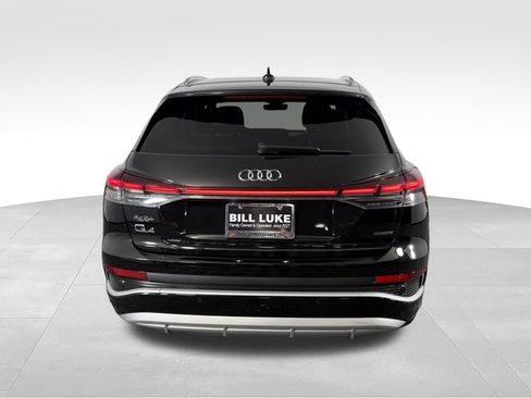 Used 2024 Audi Q4 e-tron Premium Plus w/ Premium Plus AWD/4WD image 7