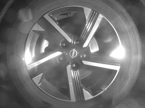 Used 2025 Nissan Sentra SV FWD image 12