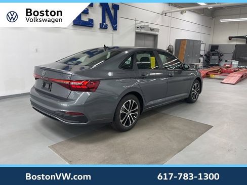 New 2025 Volkswagen Jetta Sport image 4