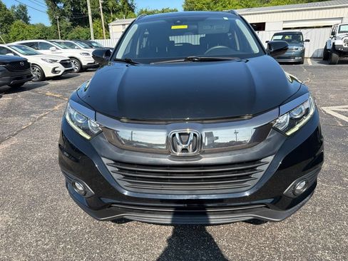 Used 2021 Honda HR-V EX image 2