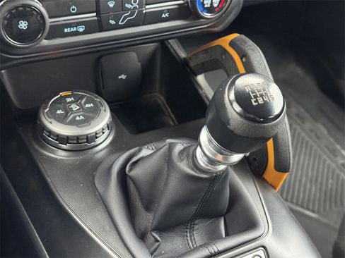 Used 2022 Ford Bronco Badlands image 14