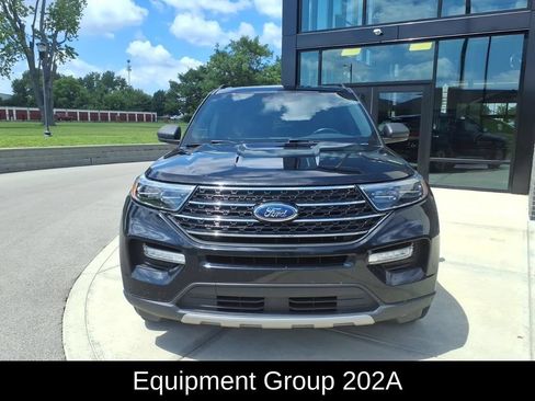 Used 2020 Ford Explorer XLT w/ Equipment Group 202A AWD/4WD image 2