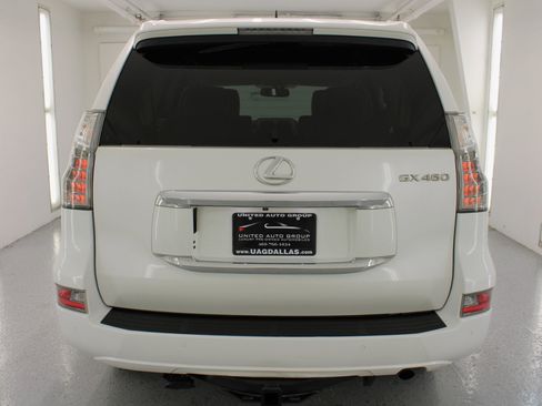 Used 2017 Lexus GX 460 Premium image 8