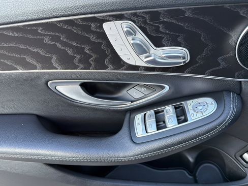 Used 2017 Mercedes-Benz C 300 Sedan image 11