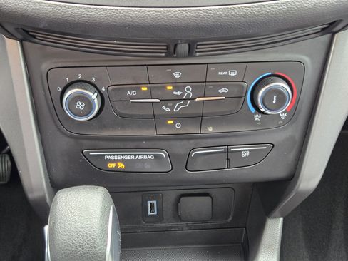Certified 2018 Ford Escape S FWD image 14