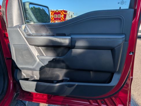 Certified 2022 Ford F150 XLT w/ Equipment Group 302A High image 35