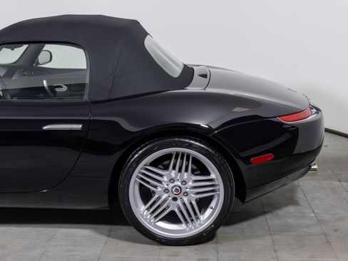 Used 2003 BMW Z8 Alpina image 21