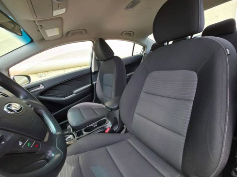 Used 2017 Kia Forte LX w/ LX Popular Package FWD image 10