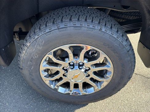 New 2026 Chevrolet Silverado 2500 LTZ w/ LTZ Convenience Package image 30