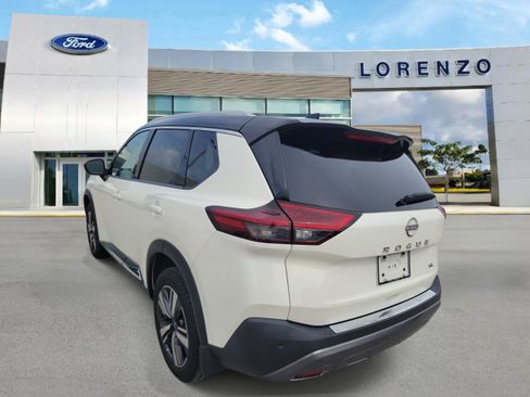 Used 2022 Nissan Rogue SL FWD image 7