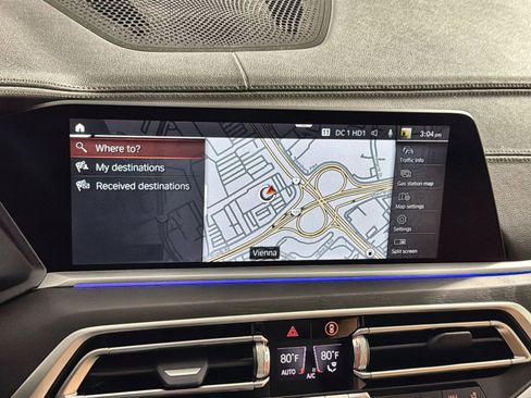 Used 2022 BMW X7 M50i w/ Dynamic Handling Package image 20