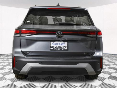 New 2026 Volkswagen Tiguan SE AWD/4WD image 14
