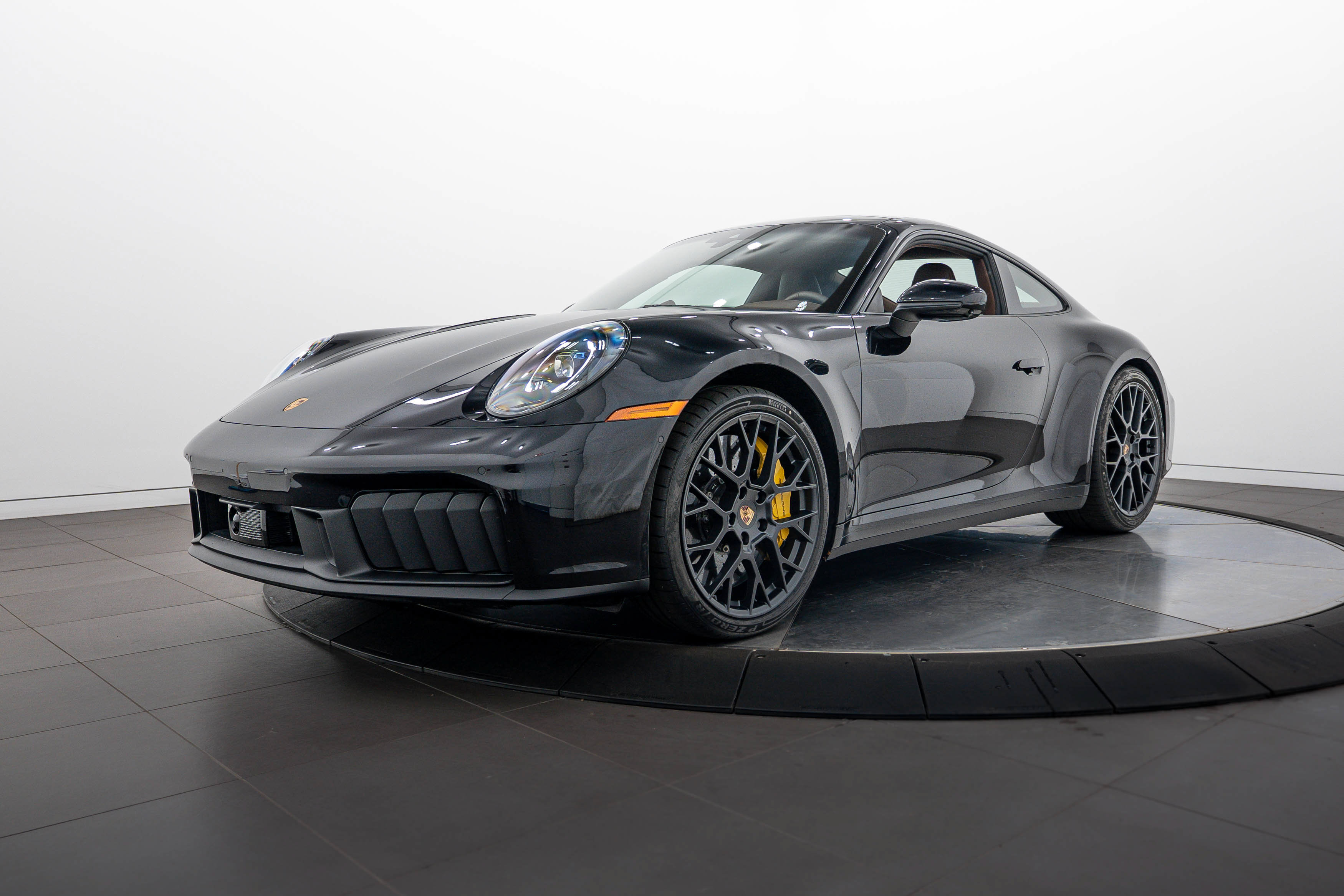 Certified 2025 Porsche 911 Carrera GTS RWD image 1