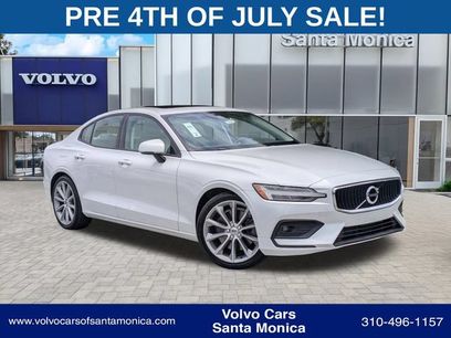 Used 2021 Volvo S60 T6 Momentum w/ Premium Package