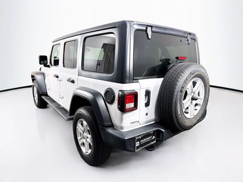 Used 2019 Jeep Wrangler Unlimited Sport S AWD/4WD image 5