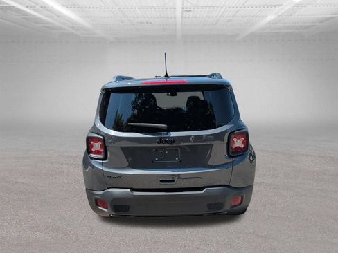 Used 2022 Jeep Renegade Altitude w/ Convenience Group AWD/4WD image 13