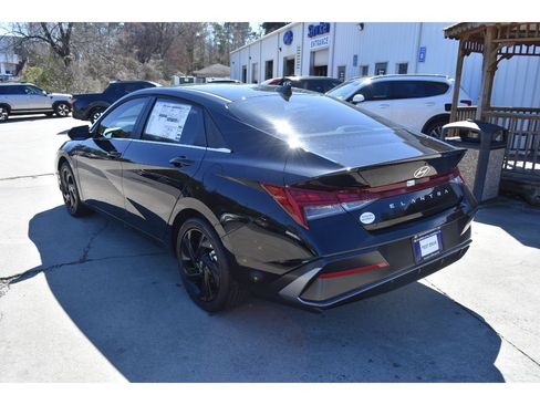 New 2026 Hyundai Elantra SEL Sport Premium w/ Cargo Package image 3