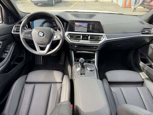 Used 2021 BMW 330i xDrive Sedan w/ Premium Package AWD/4WD image 20
