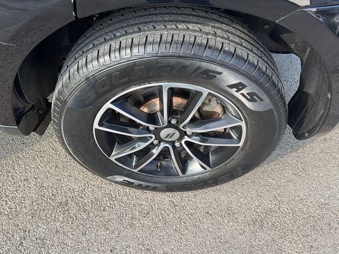 Used 2018 Dodge Journey SE w/ Popular Equipment Group FWD image 33