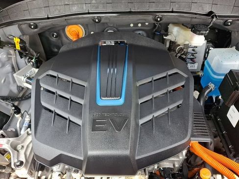 Used 2023 Hyundai Kona SE FWD image 29