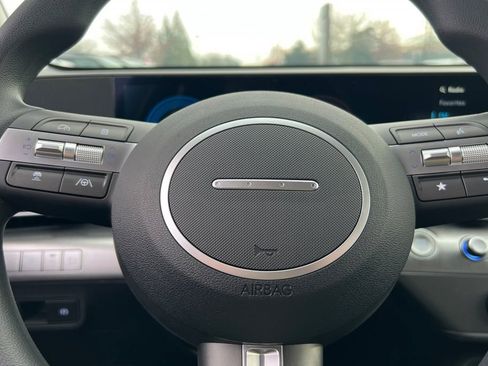 New 2026 Hyundai Kona SE image 21