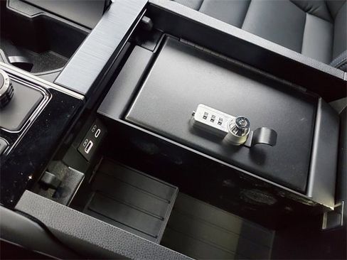 New 2026 Toyota Tundra Platinum image 36