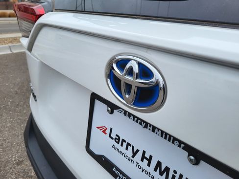 Certified 2024 Toyota RAV4 XLE image 22