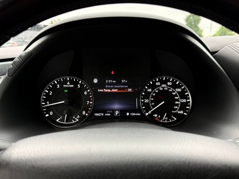 Used 2021 Nissan Armada SV AWD/4WD image 37