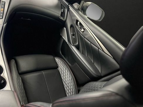 Used 2019 INFINITI Q50 Red Sport 400 w/ Proactive Package AWD/4WD image 13