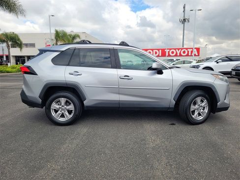 Used 2022 Toyota RAV4 XLE image 3