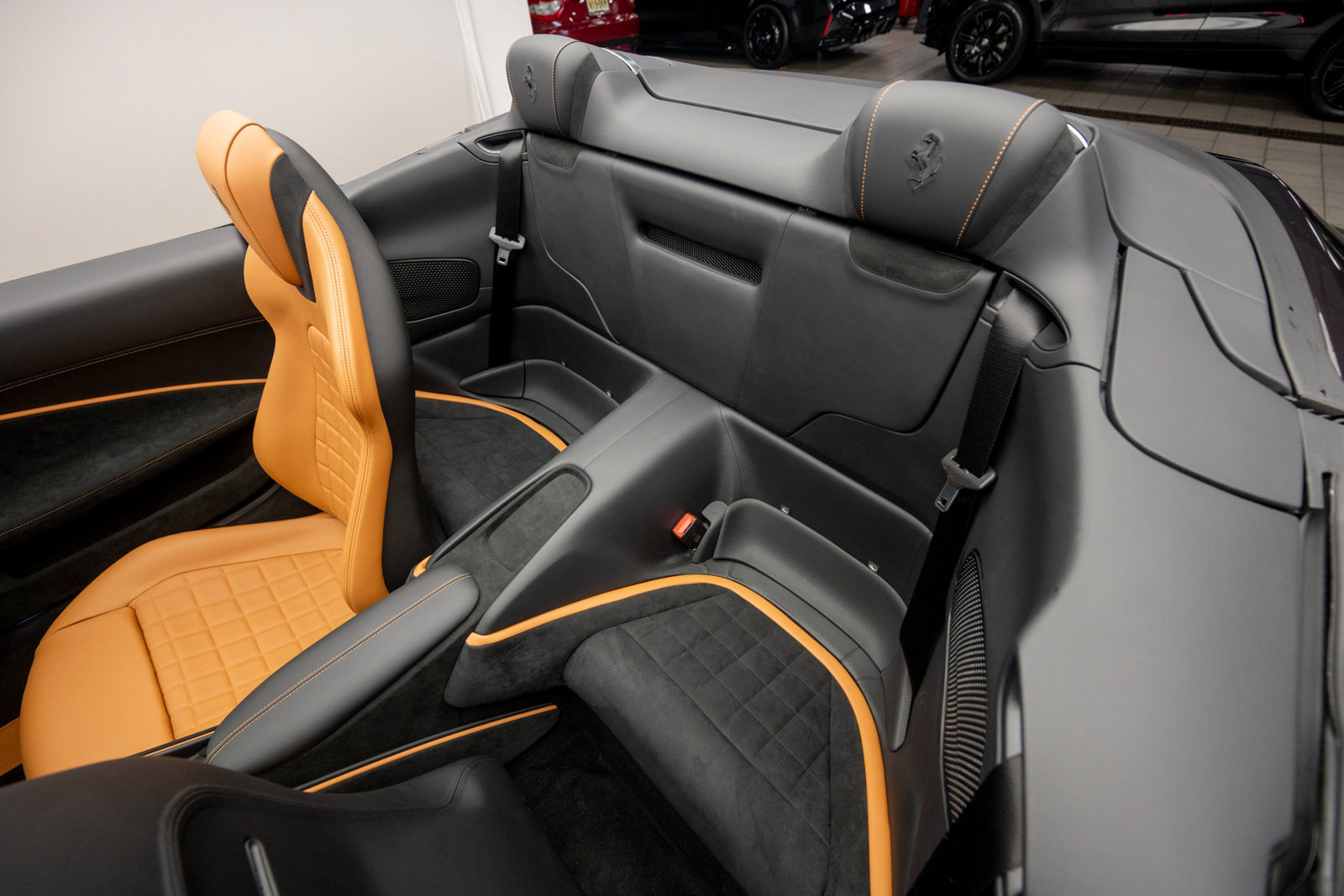 Used 2026 Ferrari Roma Spider RWD image 22