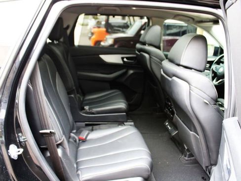 Used 2024 Acura MDX FWD w/ Technology Package image 11