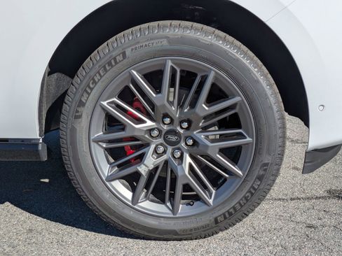 New 2025 Ford Expedition Platinum w/ Stealth Performance Package image 12