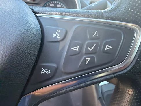 Used 2023 Chevrolet Malibu LT image 24