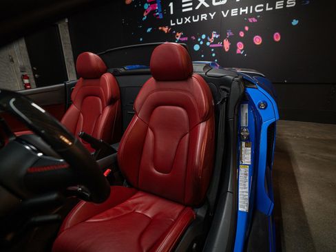 Used 2011 Audi R8 V10 image 8