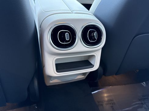 Certified 2026 Mercedes-Benz GLC 300 image 36