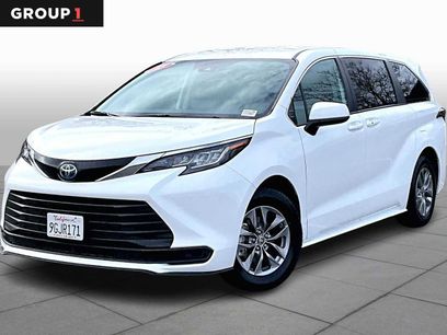 Certified 2023 Toyota Sienna LE
