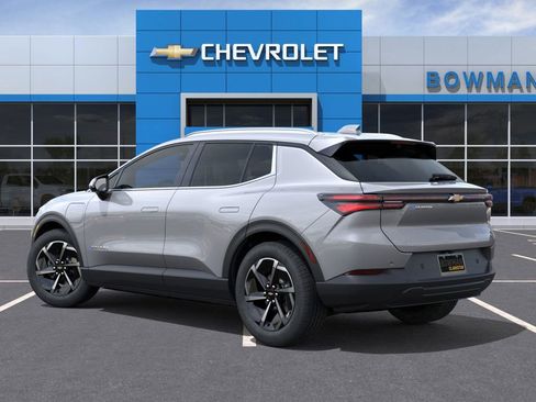 New 2026 Chevrolet Equinox EV LT image 3