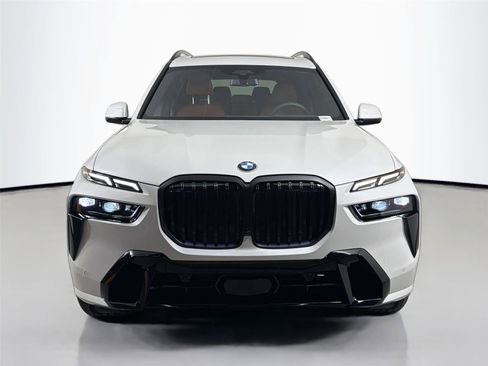 New 2027 BMW X7 xDrive40i w/ M Sport Package AWD/4WD image 2