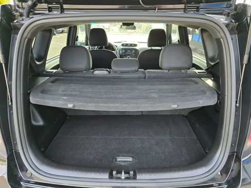 Used 2017 Kia Soul + FWD image 5