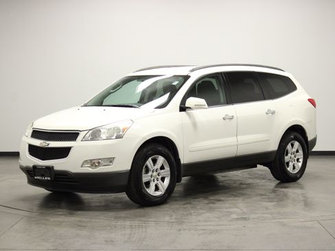 Used 2012 Chevrolet Traverse LT FWD image 4